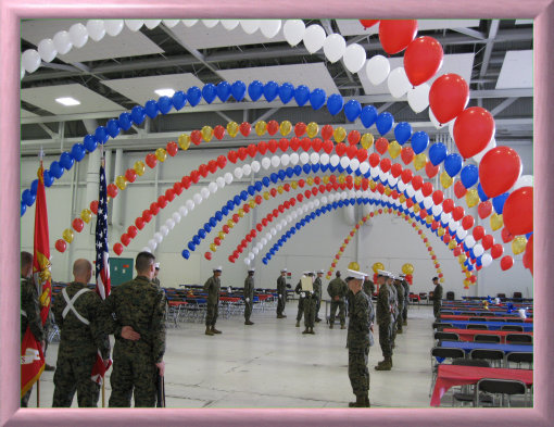 custombasketsballoons021002.jpg