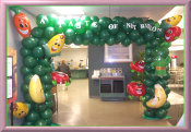 custombasketsballoons022003.jpg